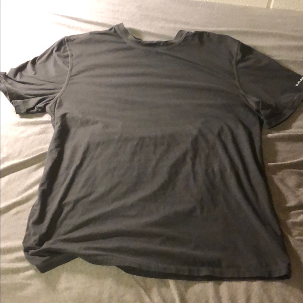 Grey shirt G.H. Bass & Co.